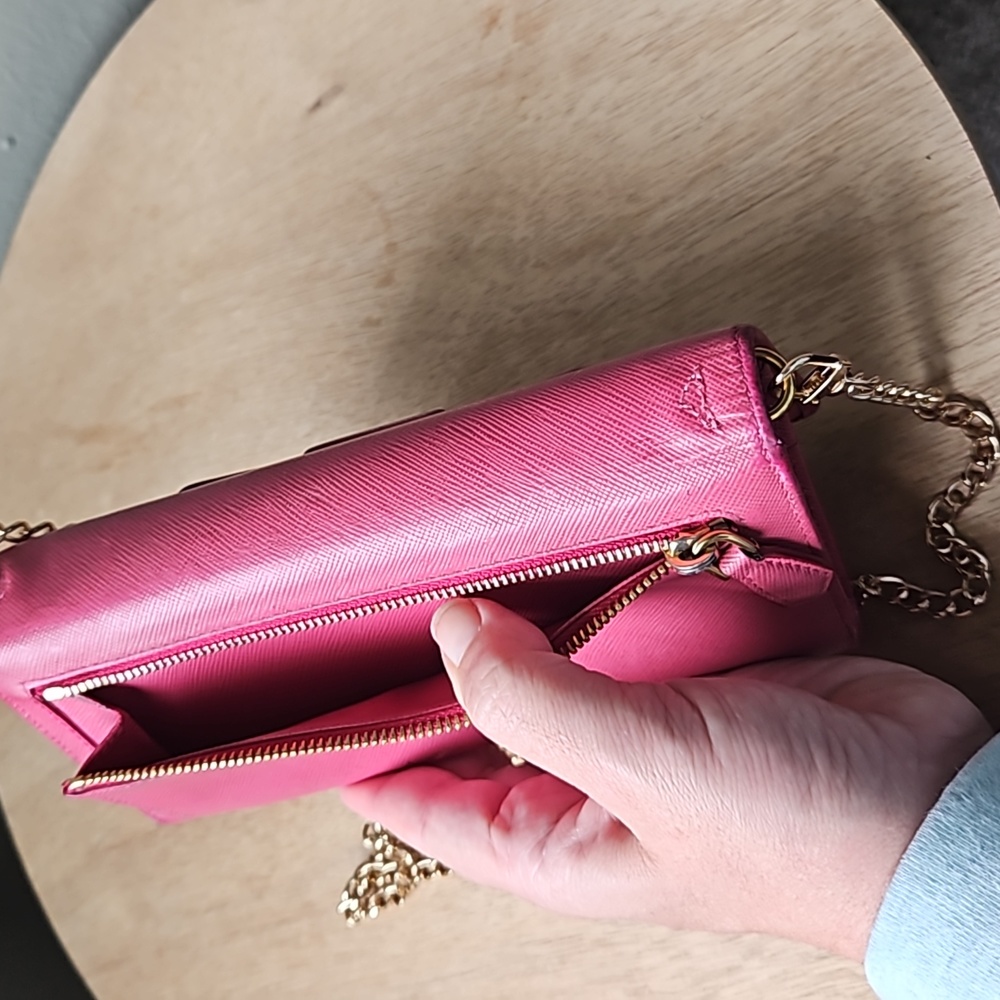 Prada Pink Leather Crossbody Bag Purse Chain Strap - Picture 16 of 17